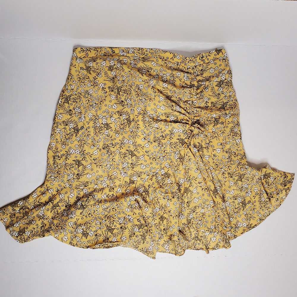🆕️Floral Pattern Skirt, XL,  Mustard Yellow.